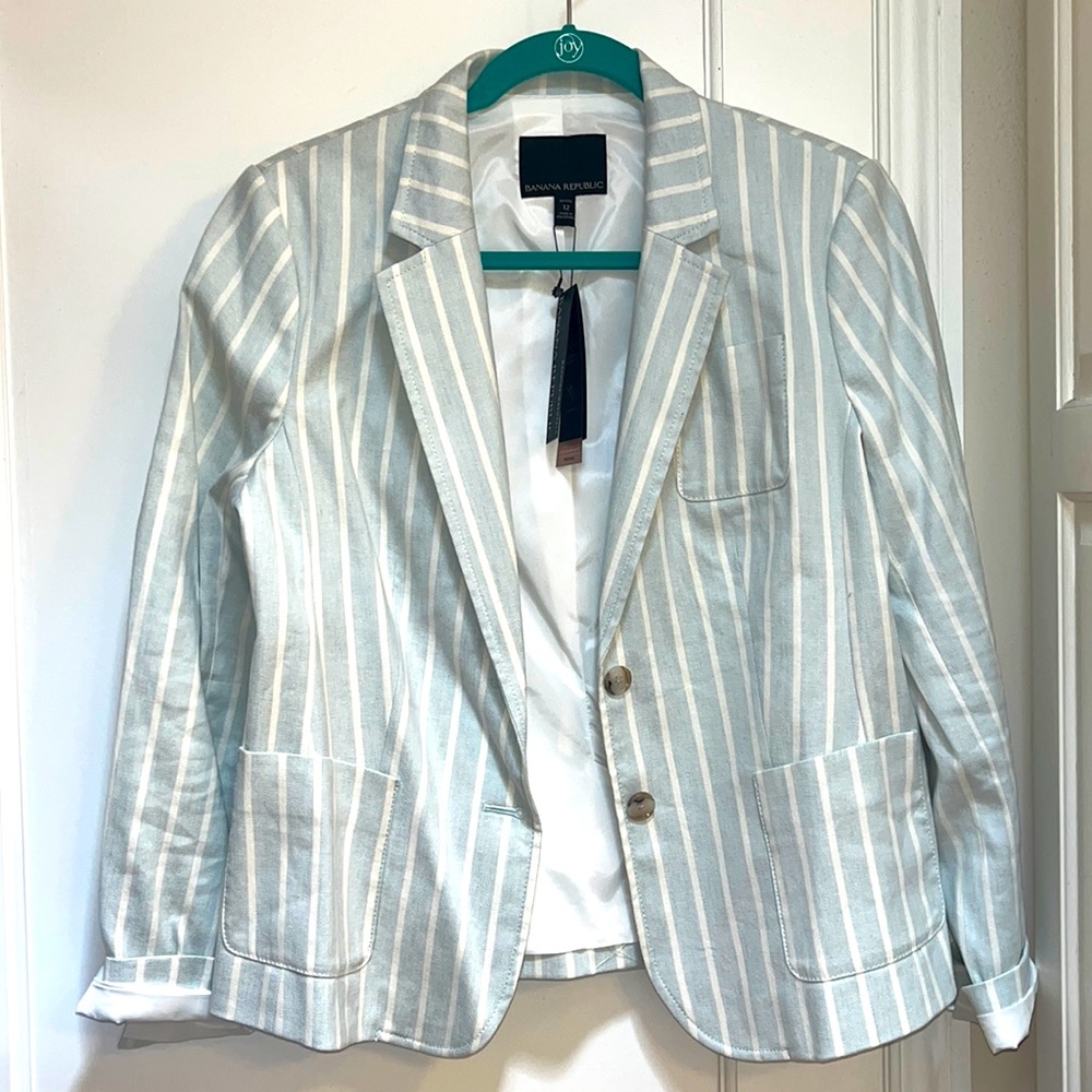 Banana Republic blue and white striped blazer, 12P, NWT